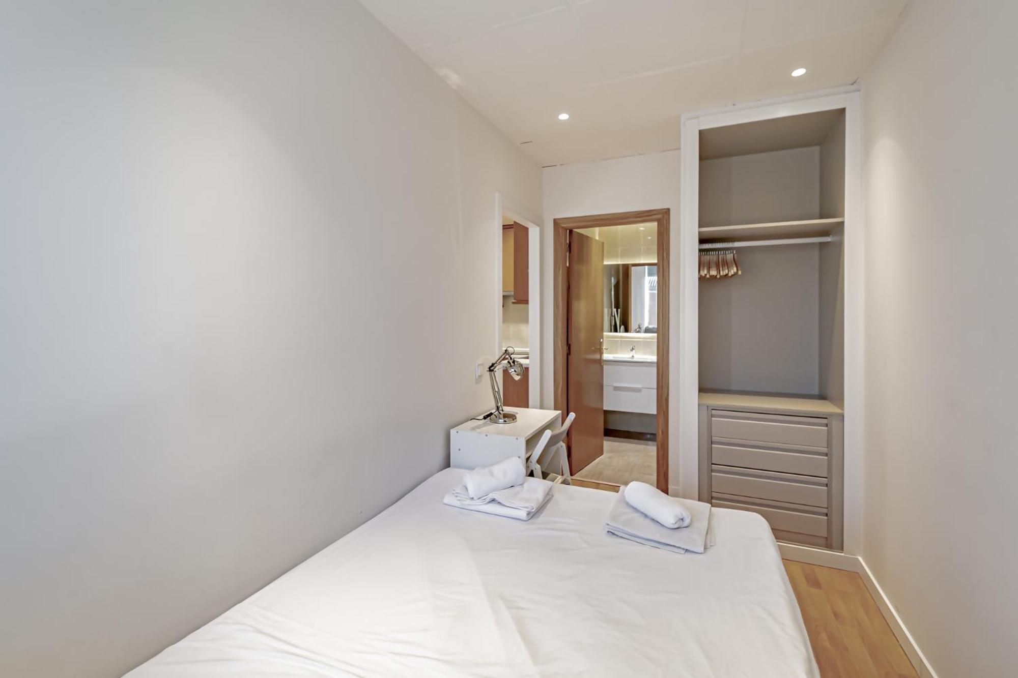 Apartamentos Noviembre Μαδρίτη Εξωτερικό φωτογραφία