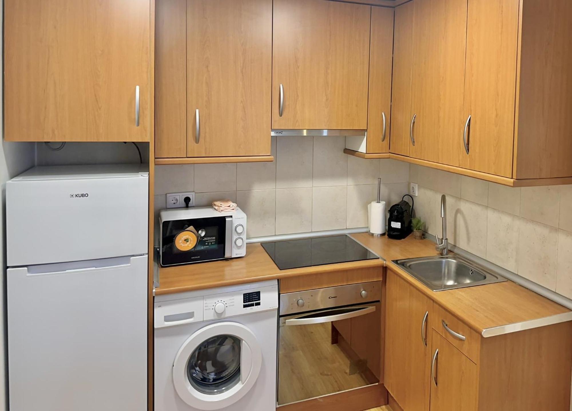 Apartamentos Noviembre Μαδρίτη Εξωτερικό φωτογραφία