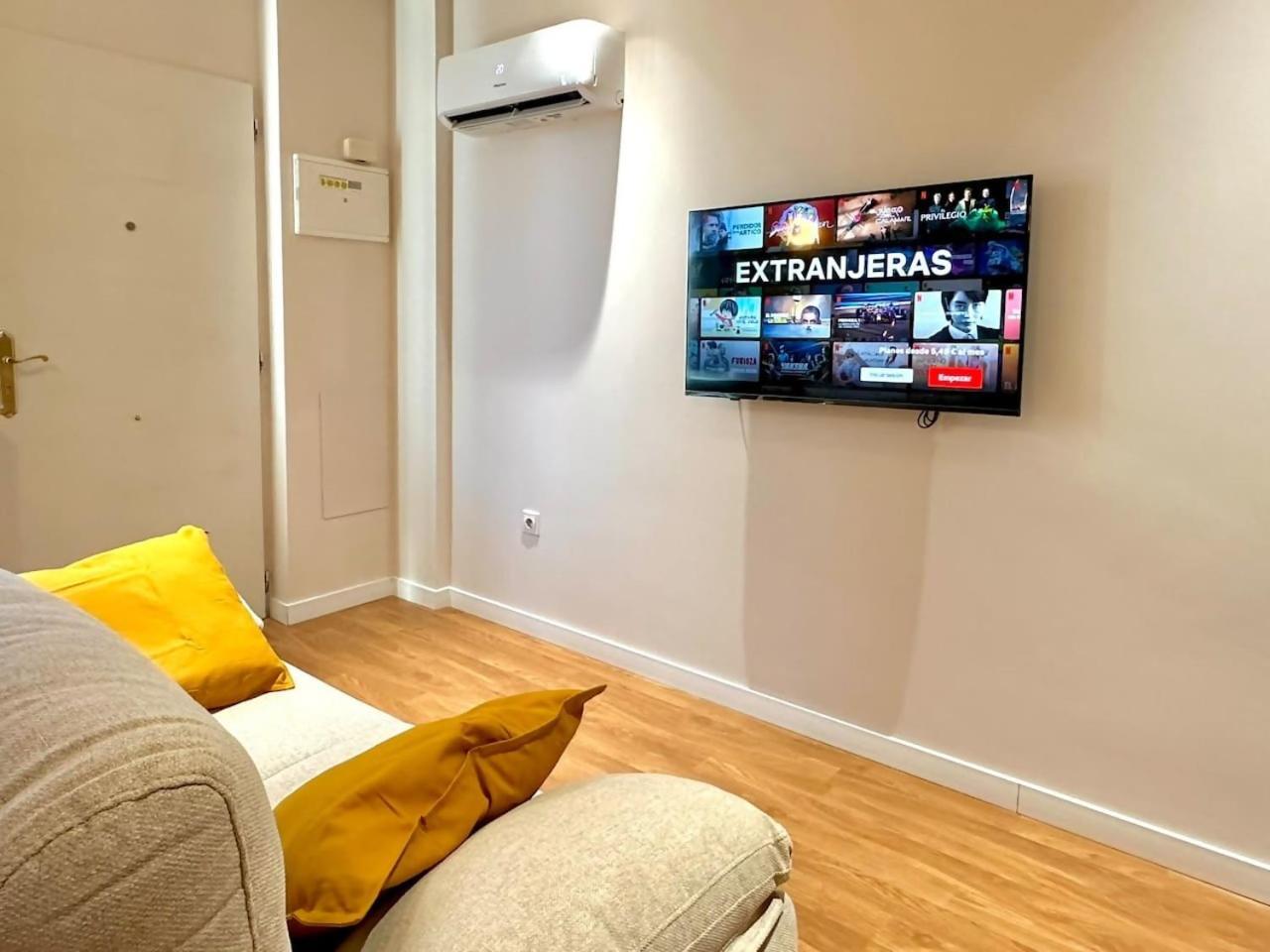 Apartamentos Noviembre Μαδρίτη Εξωτερικό φωτογραφία