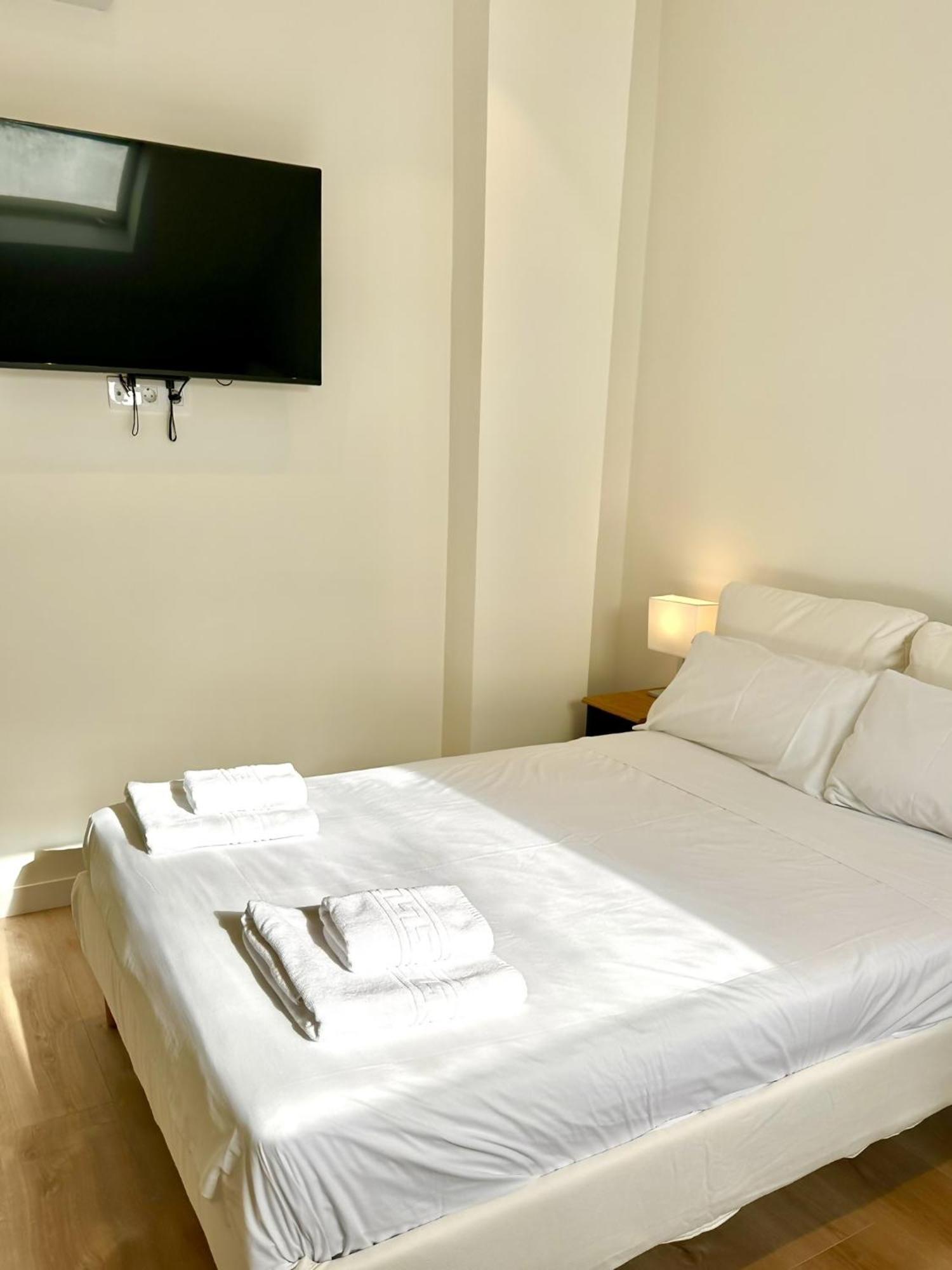 Apartamentos Noviembre Μαδρίτη Εξωτερικό φωτογραφία