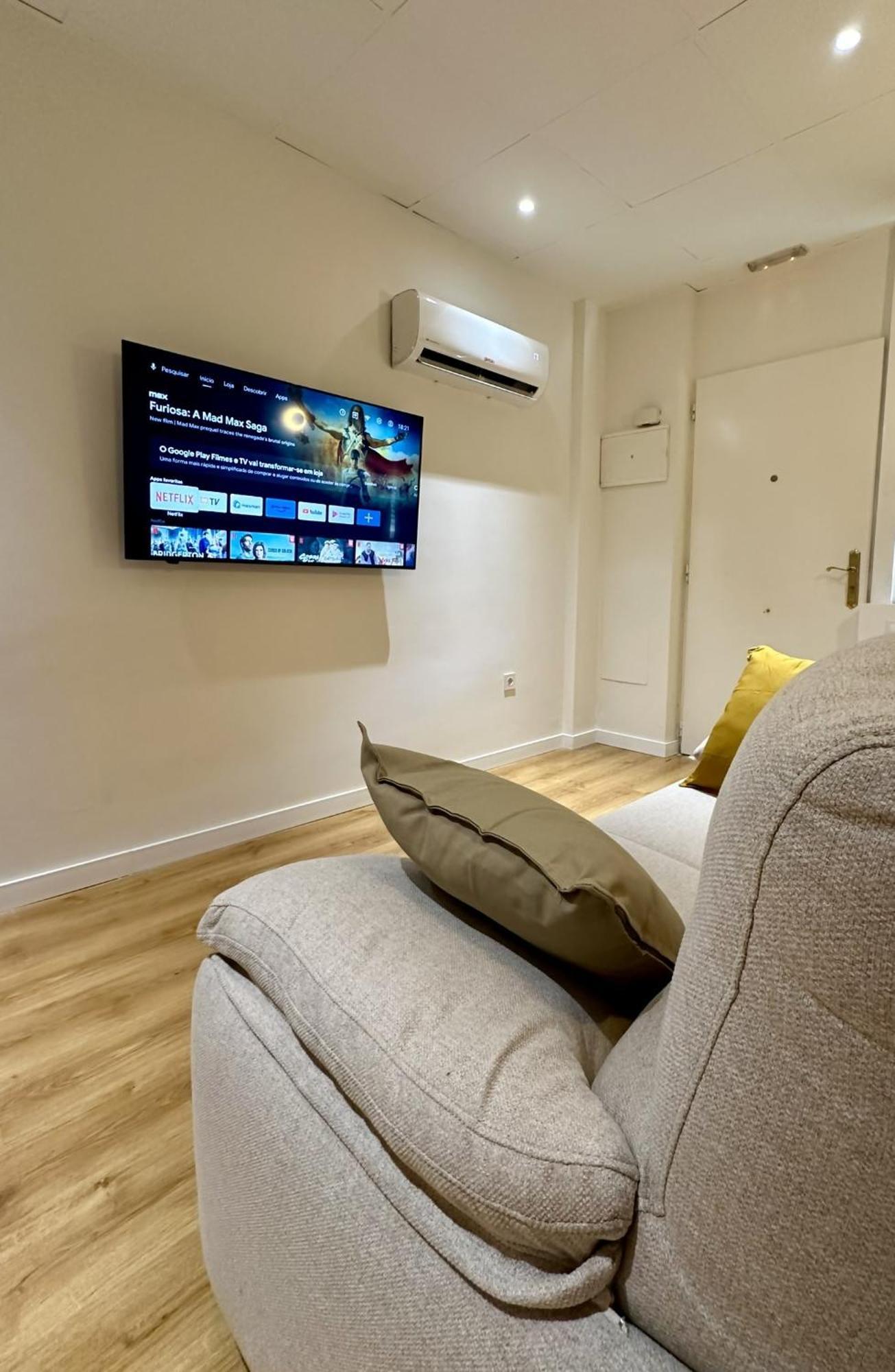 Apartamentos Noviembre Μαδρίτη Εξωτερικό φωτογραφία