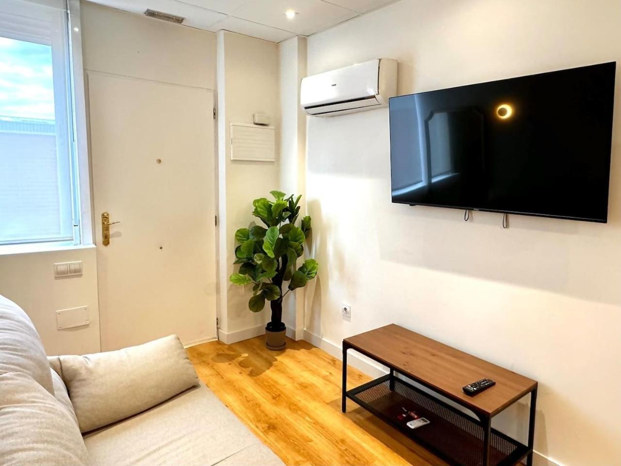 Apartamentos Noviembre Μαδρίτη Εξωτερικό φωτογραφία